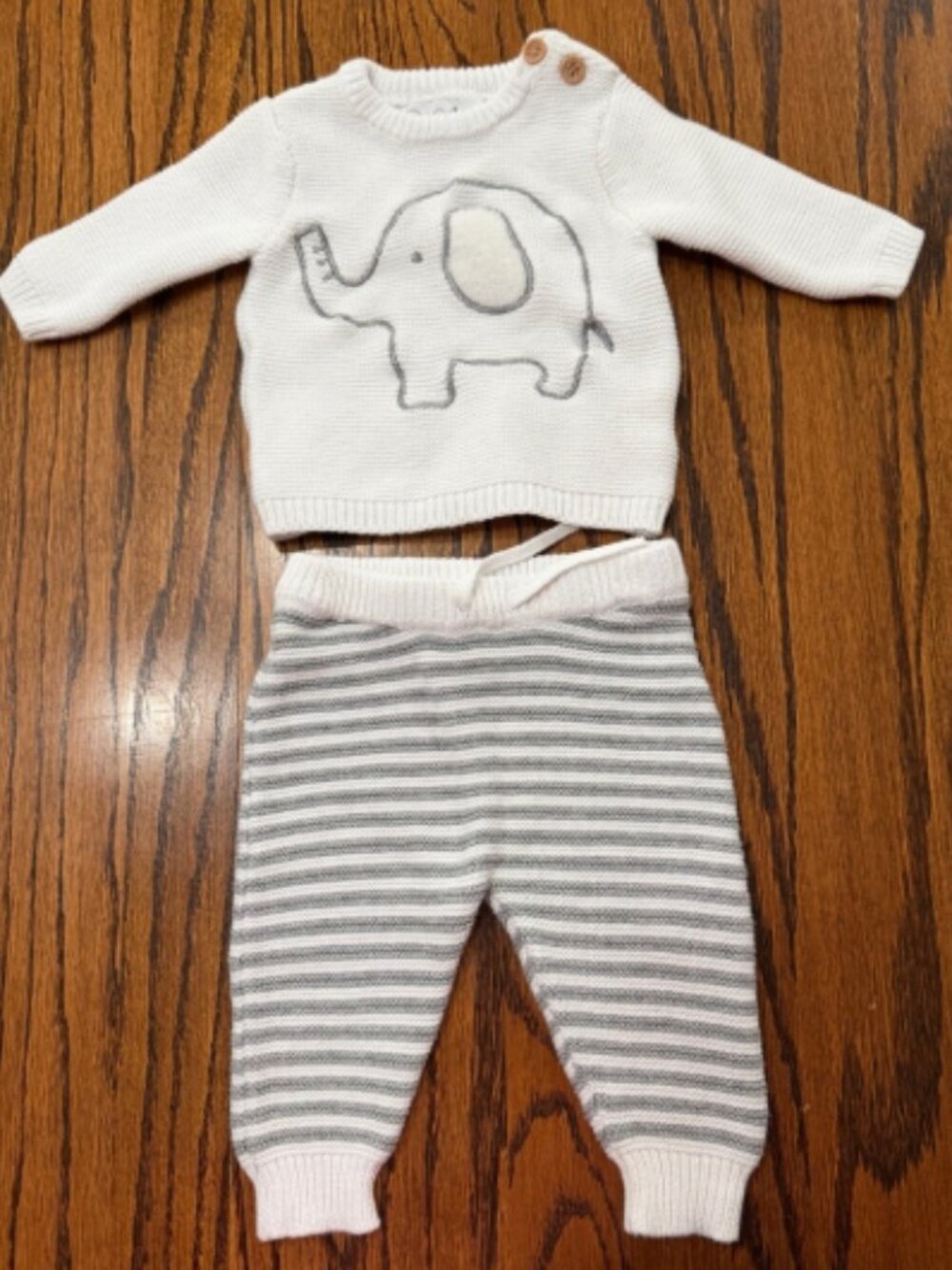 Rene Rofe Baby 0-3 Month White Gray Elephant 2 Pc Sweater and Striped Pants Set